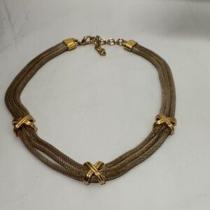 Elegant Vintage Park Lane Women's Necklace/choker 14.5” long. Gold tone/Mesh/X